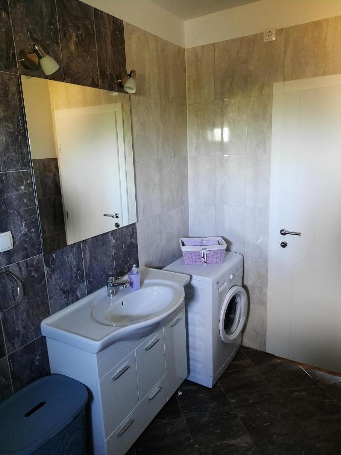 Lipić Apartament *