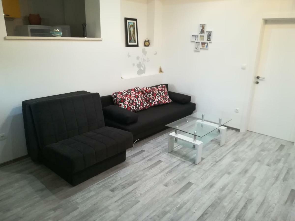 Apartament Lipić *
